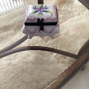 Exquisite Vintage Footed Limoge Box